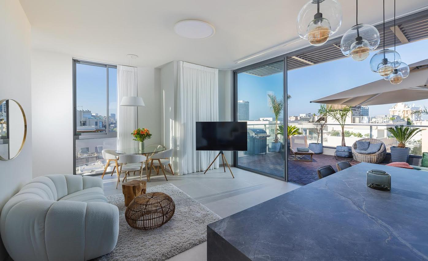 Penthouse Neuf avec Vue Mer à Tel Aviv-Yafo